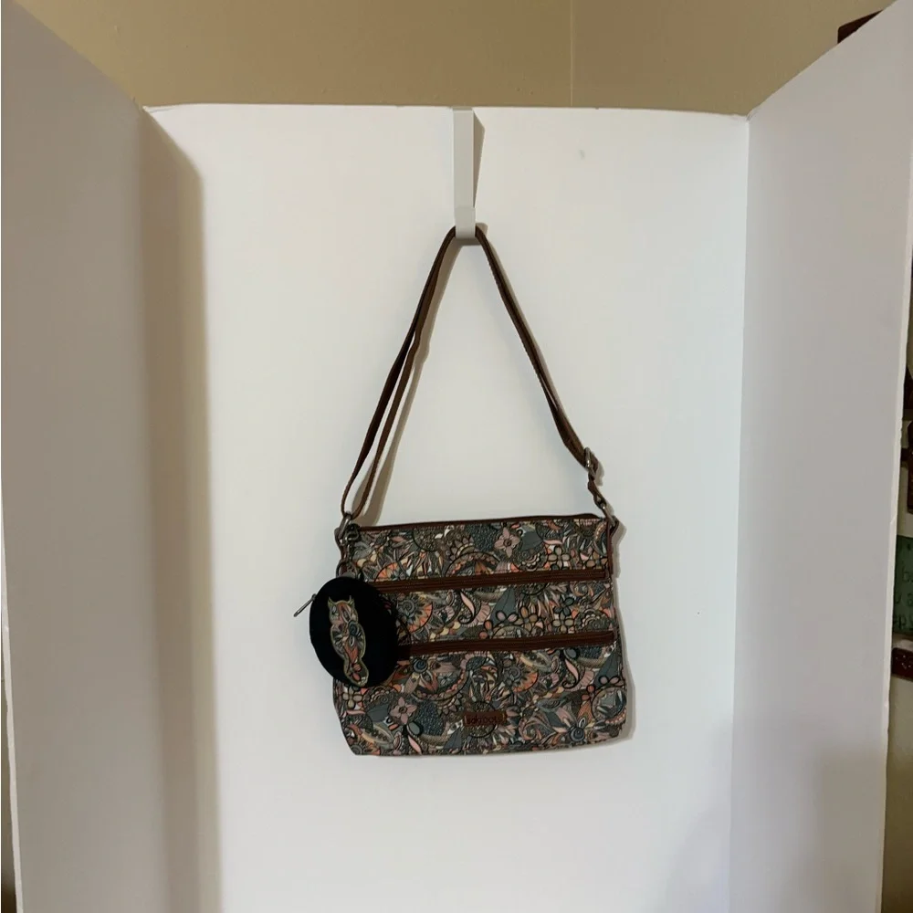 Sakroots Artist Circle Flat Crossbody Floral Patterned Shoulder Bag
